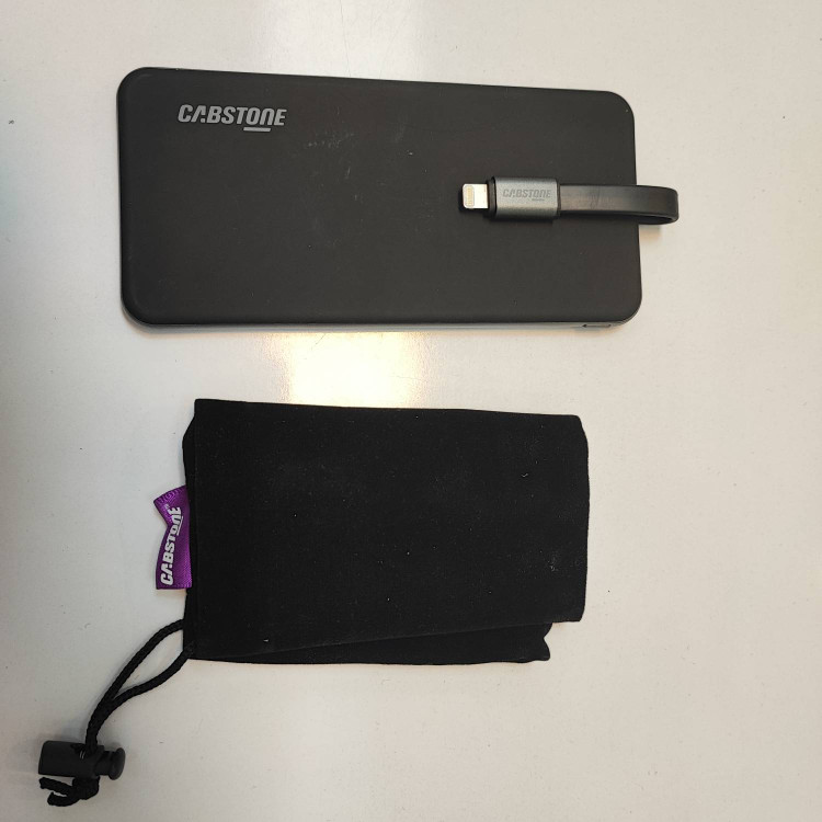 پاور بانک Cabstone لایتنینگ سر خود 6000mA 22.2 W